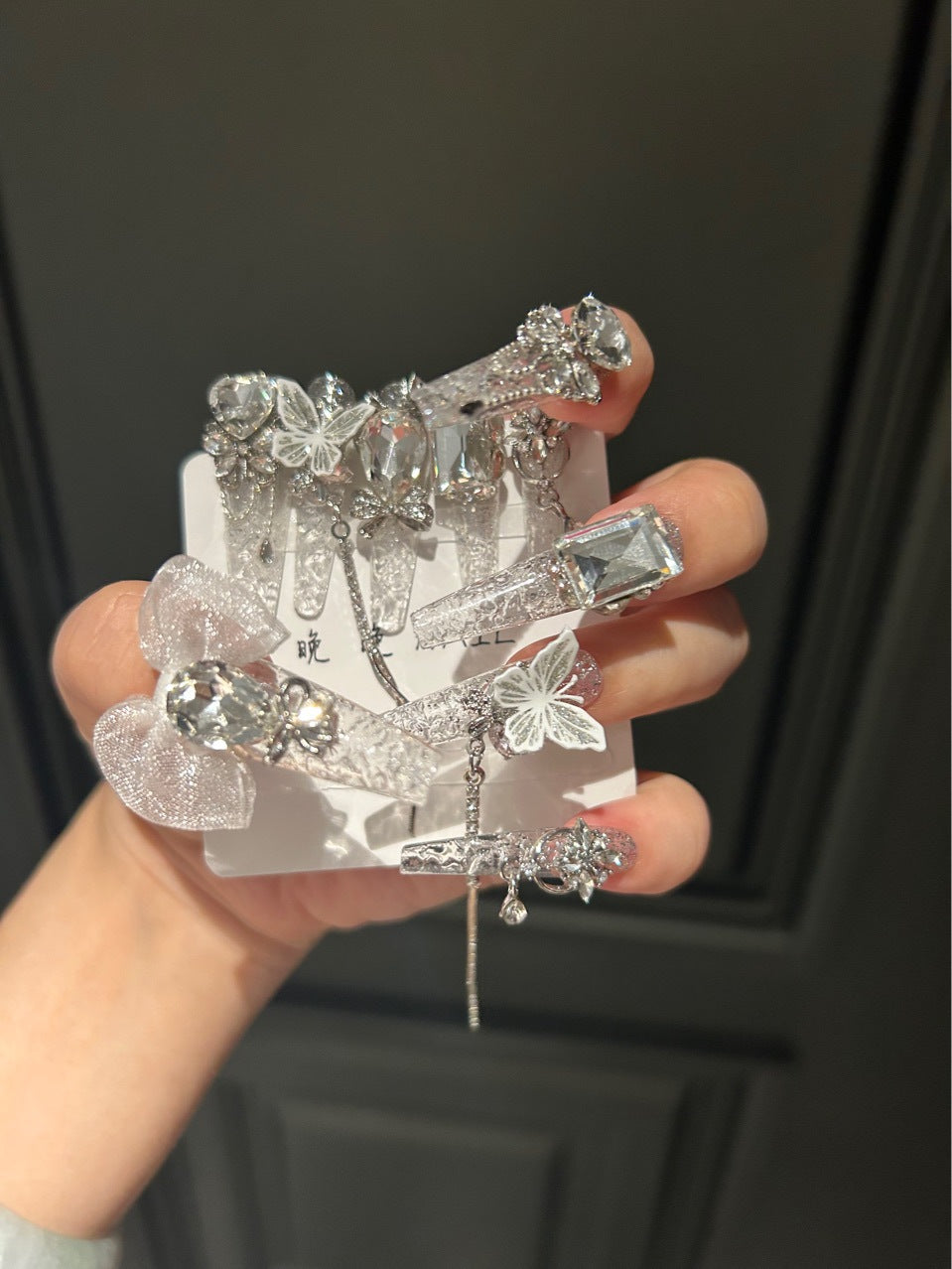 Silver Glitter Coffin Press-on Nails with 3D Mesh Bowknot, Crystal Rhinestone, and Hanging Chain Charms - Luxury Fairy Fake Nail Set
