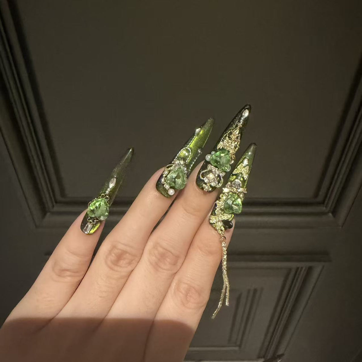 Green Cat Eye Stiletto Press-on Nails with 3D Crown, Crystal Rhinestone, and Chain Charms - Luxury Goth Fake Nail Set