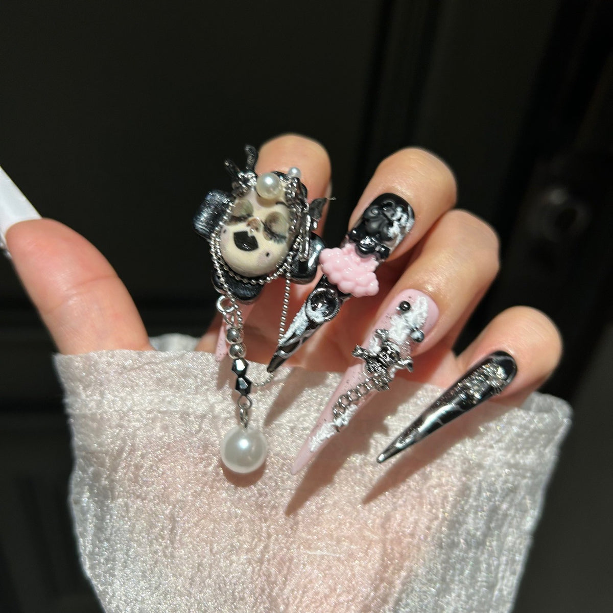 Handmade Pink Black Ombre Long Stiletto Press On Nails, Gothic Bunny Skull Spider False Nails with 3D Rose, Pearls & Dangling Chains